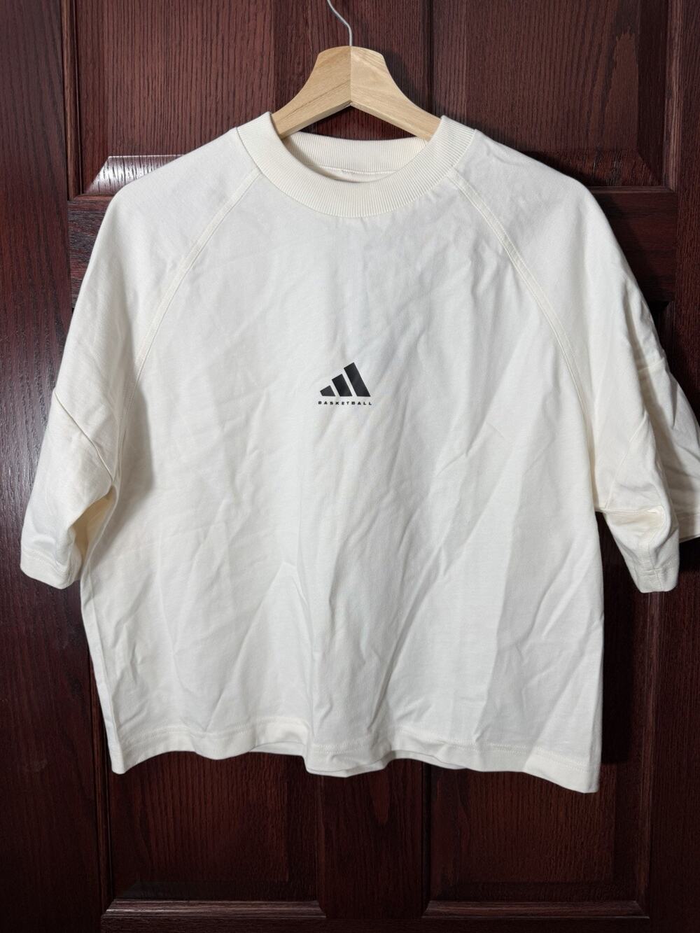 Adidas Basketball Boxy Tee Men's Size Small Oversized Short Sleeve Cropped